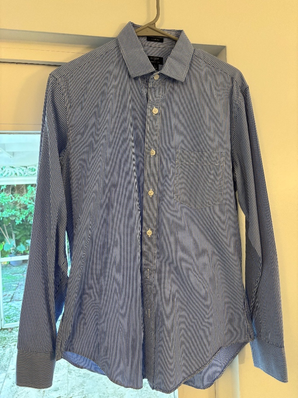 Men’s button down dress shirt